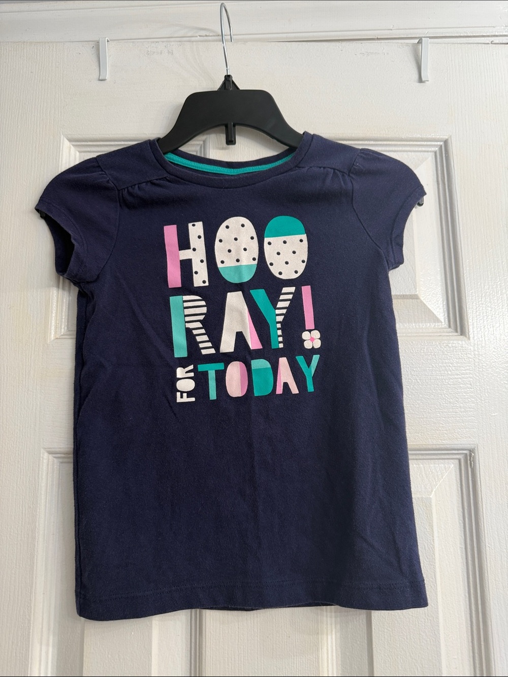 Gymboree Navy Graphic Tee with Pink, Teal & White Accents size 6